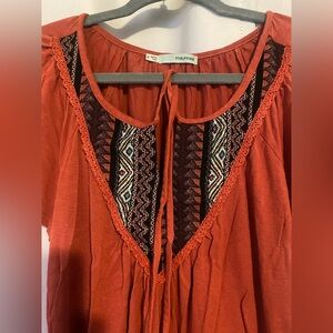 Maurice’s Flowy Burnt Orange Blouse with Unique Embroidery Detailing size Large